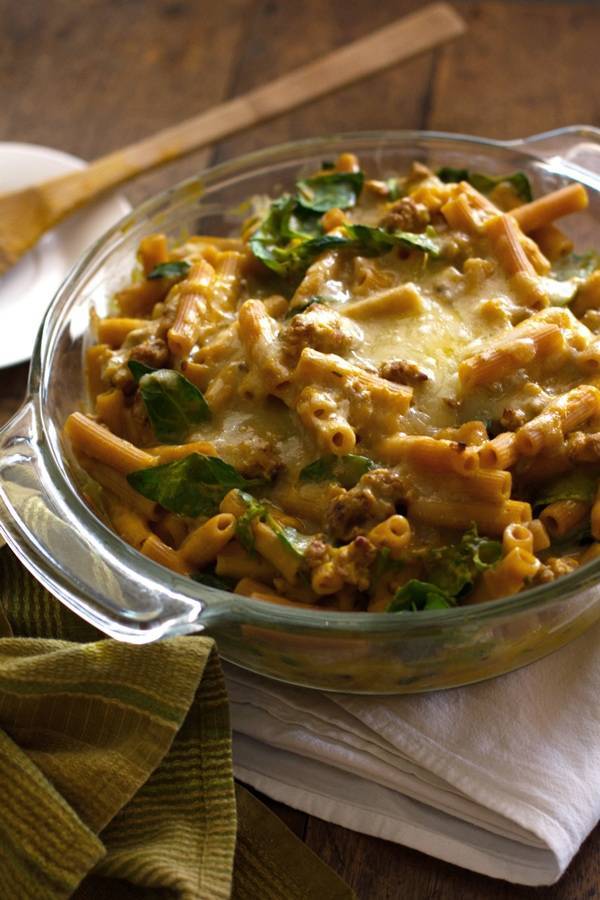 Baked rigatoni.