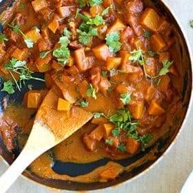 A picture of 30-Minute Squash Coconut Curry